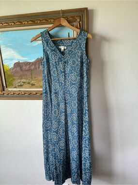 Coldwater Creek Blue and White Paisley V-Neck Maxi